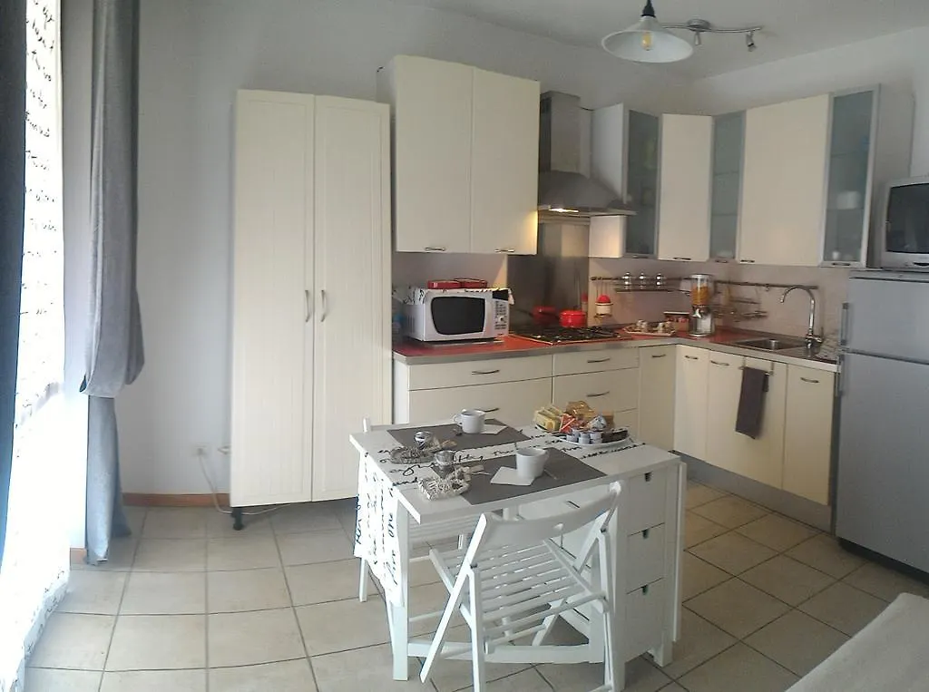 Apartment Residence Degli Artisti Desenzano del Garda