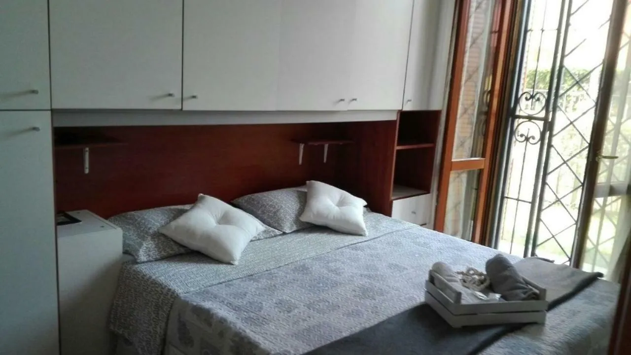 Apartment Residence Degli Artisti Desenzano del Garda